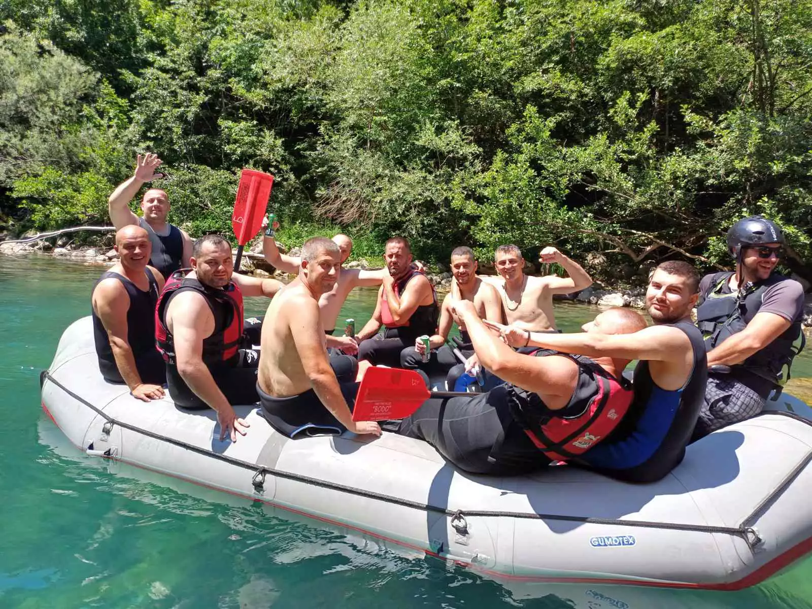 Tradicionalni Rafting na Tari 2024: Nezaboravna Avantura u Organizaciji Mense Crne Gore