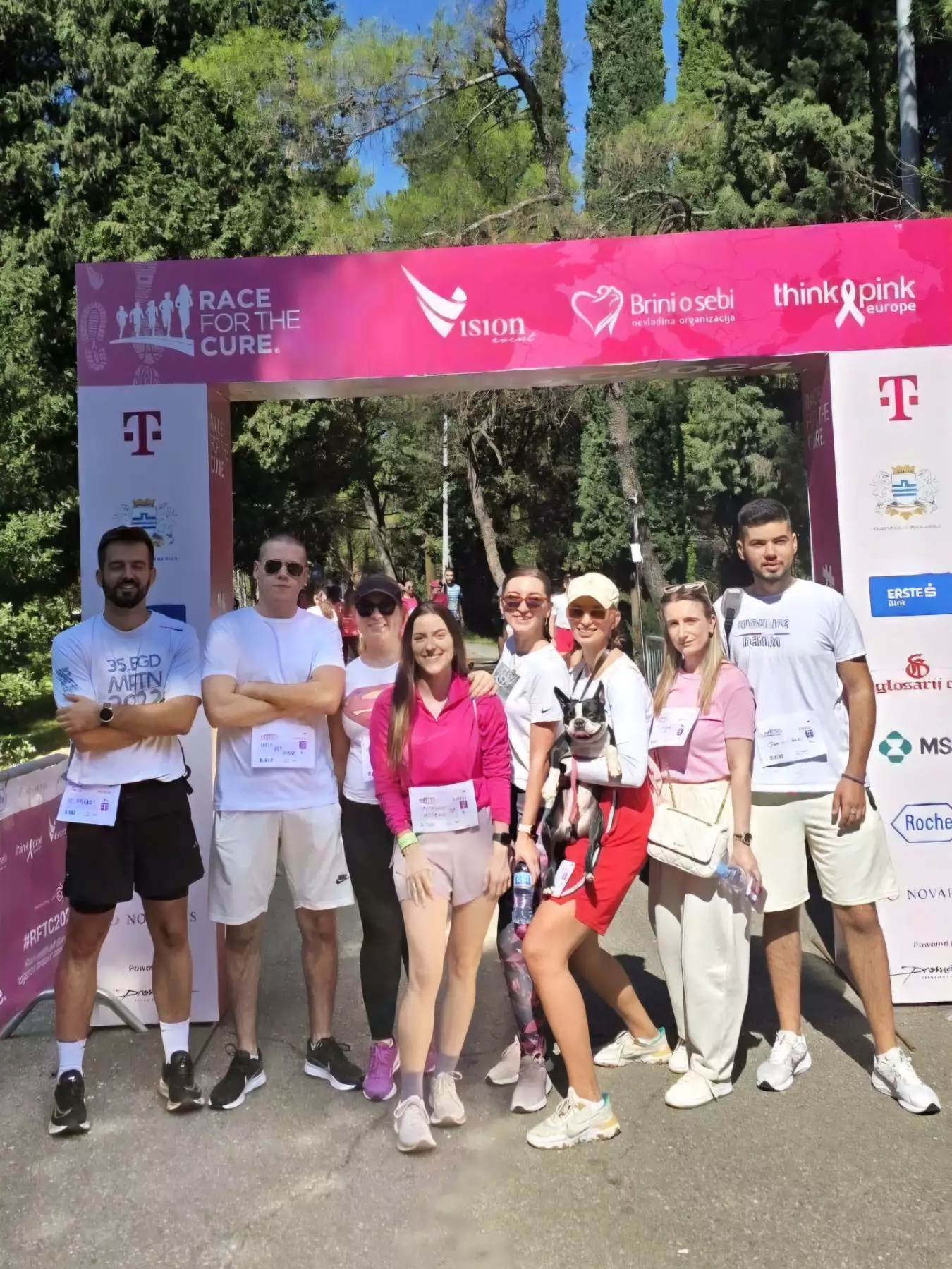 Članovi i prijatelji Mense Crne Gore učestvovali na "Race for the Cure" u Podgorici