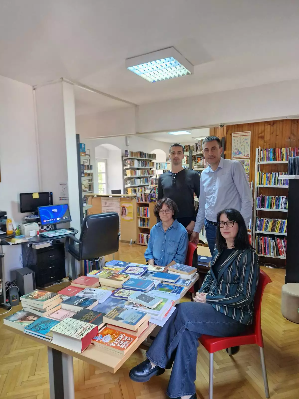 Nastavljamo sa donacijama knjiga - Opet smo u Kotoru